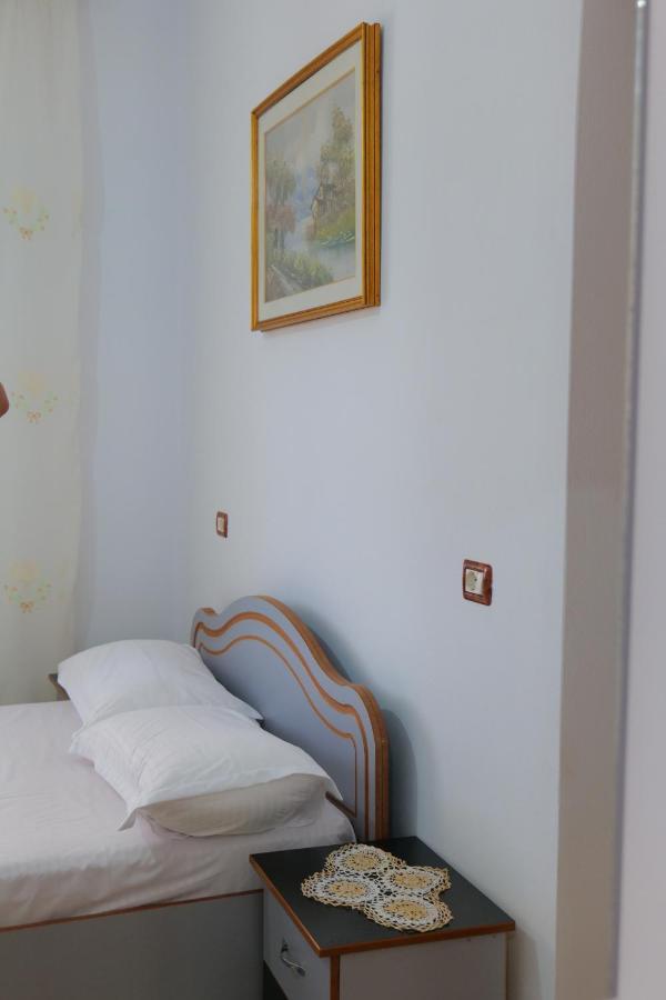 Vila Osmanaj Εξαμίλιο Εξωτερικό φωτογραφία