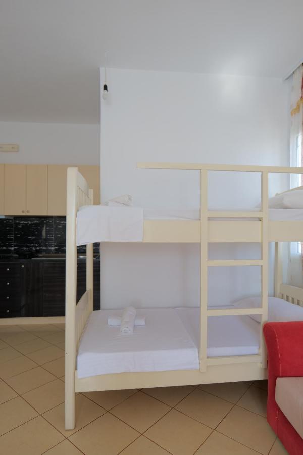 Vila Osmanaj Εξαμίλιο Εξωτερικό φωτογραφία
