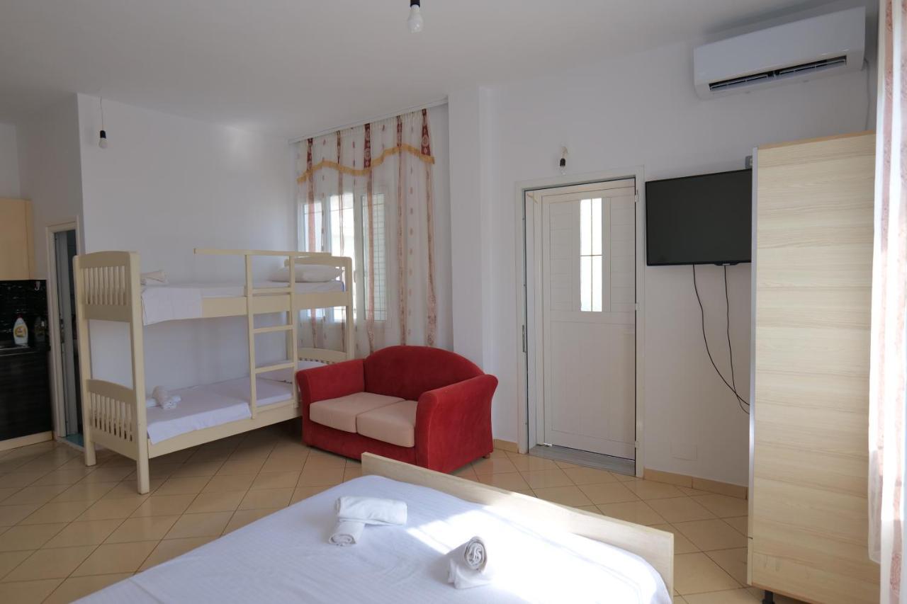 Vila Osmanaj Εξαμίλιο Εξωτερικό φωτογραφία