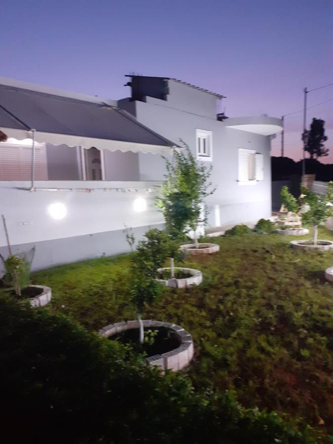 Vila Osmanaj Εξαμίλιο Εξωτερικό φωτογραφία